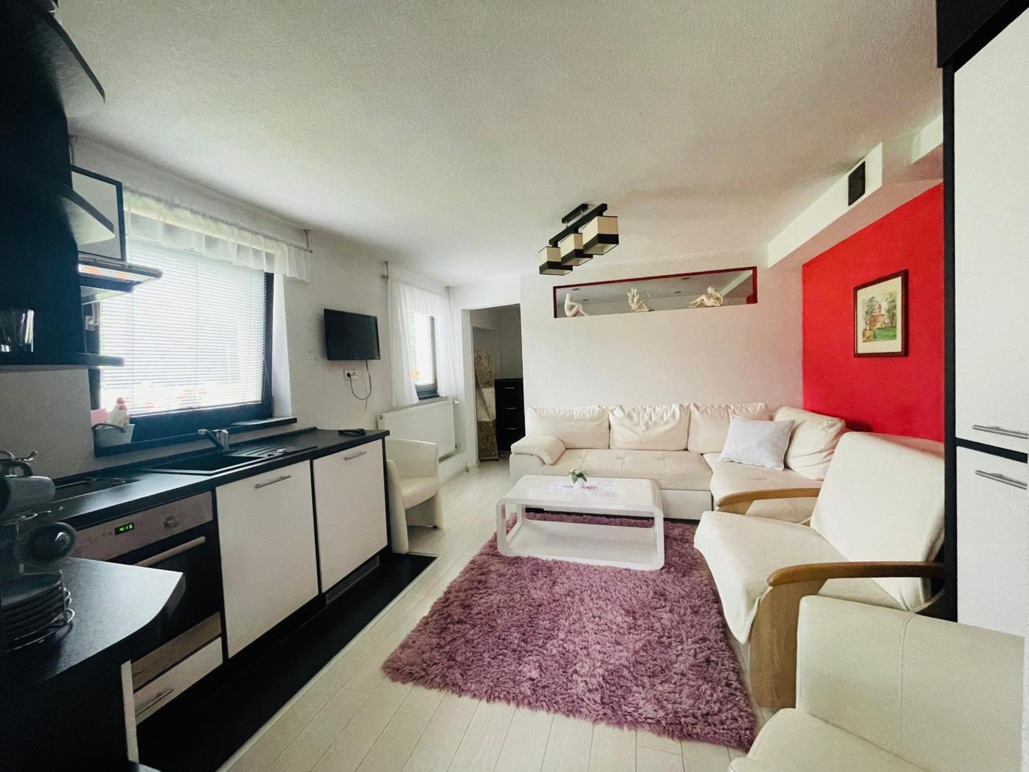 Apartmany Pod Troma Korunami Červený Kláštor Εξωτερικό φωτογραφία