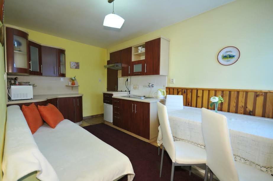 Apartmany Pod Troma Korunami Červený Kláštor Εξωτερικό φωτογραφία